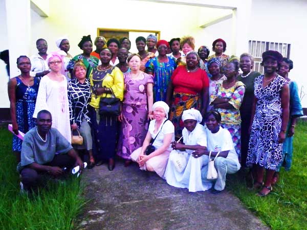 Conférence sur la Protection des Enfants Mineurs et Sans Abri à l’Institut Français de Douala